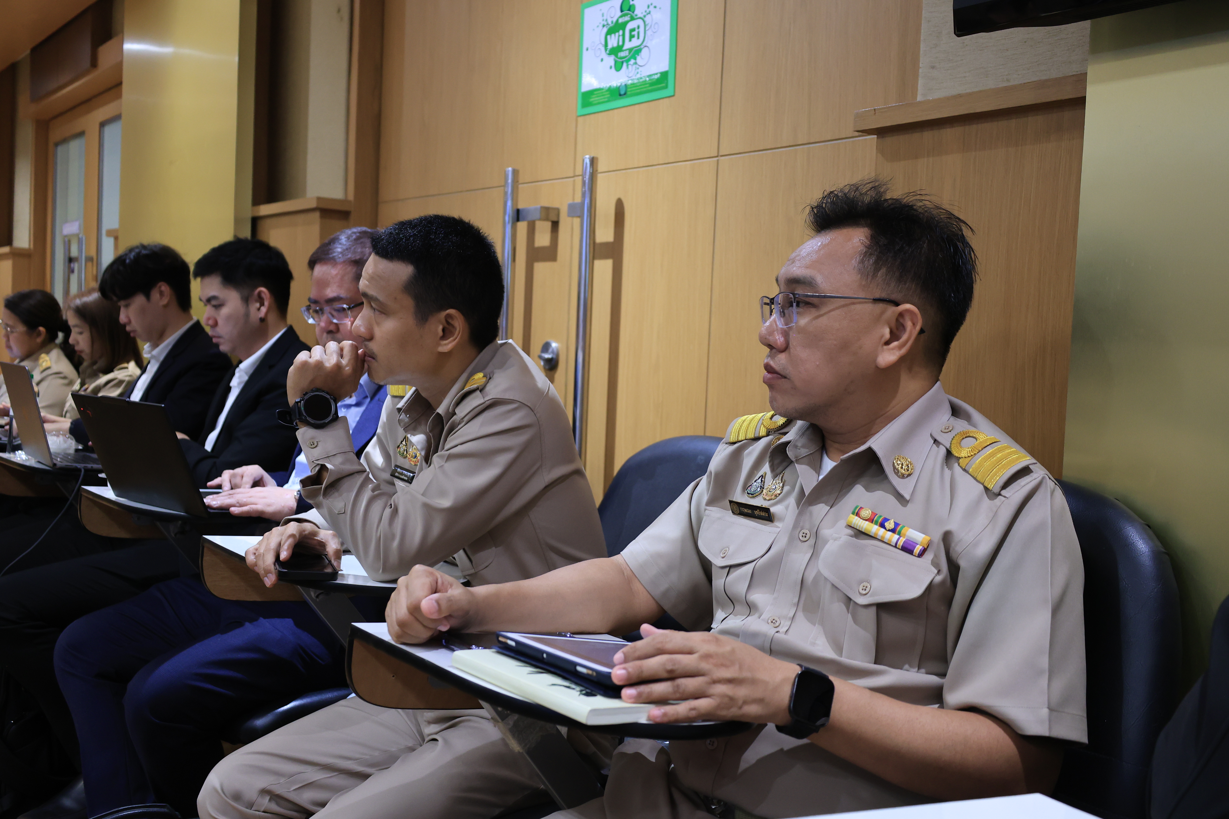 title - ส.ป.ก. ร่วมประชุมคณะกรรมการนโยบายและกำกับดูแลเทคโนโลยีสารสนเทศและปัญญาประดิษฐ์ของกระทรวงเกษตรและสหกรณ์ ครั้งที่ 1/2569